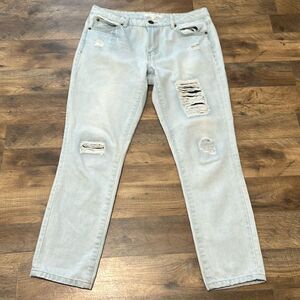 Life in Progress decreased light wash jeans size 27